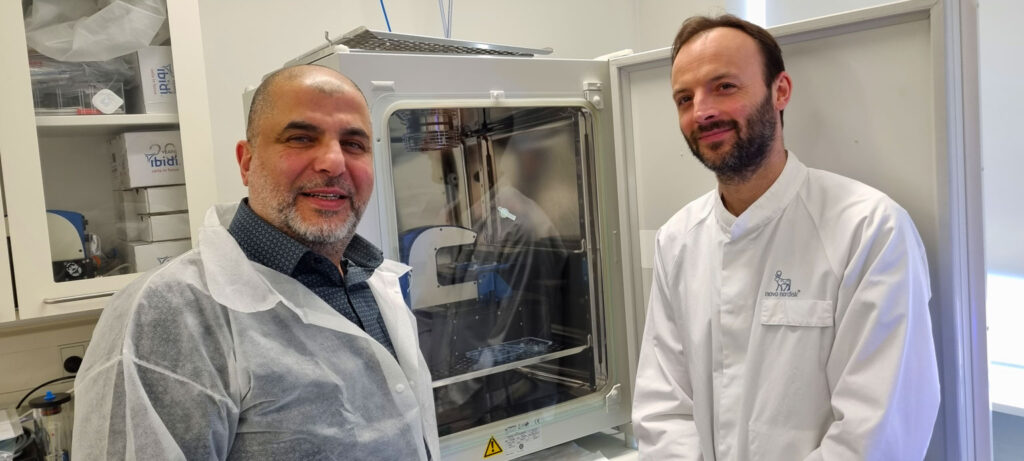 A fluorescence equipped HoloMonitor system operating inside a cell incubator at Novo Nordisk A/S